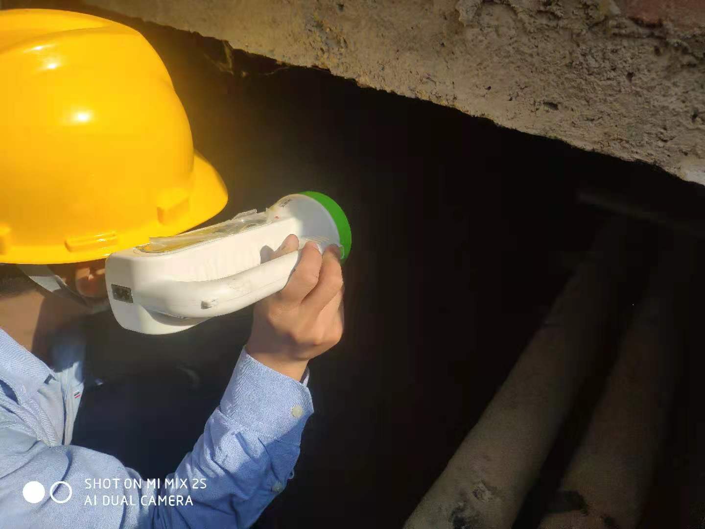 【水發(fā)能源】繃緊防汛弦，筑牢安全堤——中穆電站開展防汛專項檢查2.jpg